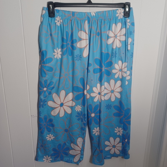 Floral PJ Set - Picture 5 of 9